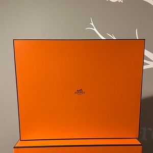 Hermès Orange Box
